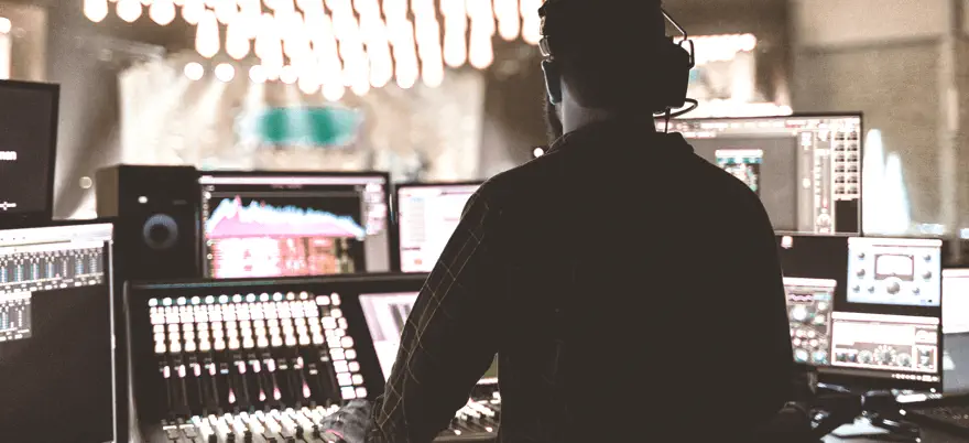 Create a virtual production studio with a secure DaaS solution